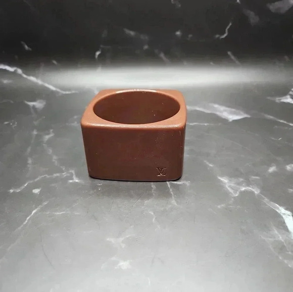 Rare Louis Vuitton Extra Wide Acrylic Brown Bangle - Picture 5 of 6